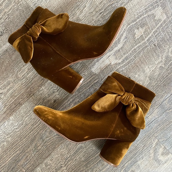 Madewell Esme Bow Boot in velvet - Picture 3 of 11